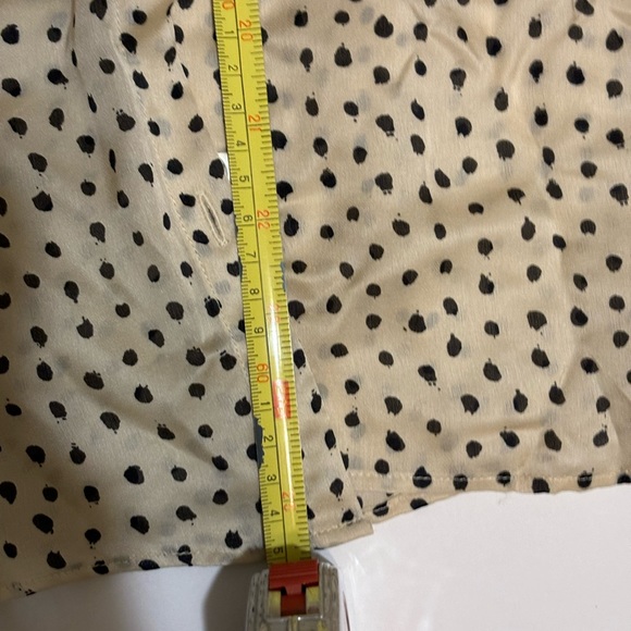 Banana Republic Silk Polka Dot Blouse Cap Sleeves - Picture 11 of 12